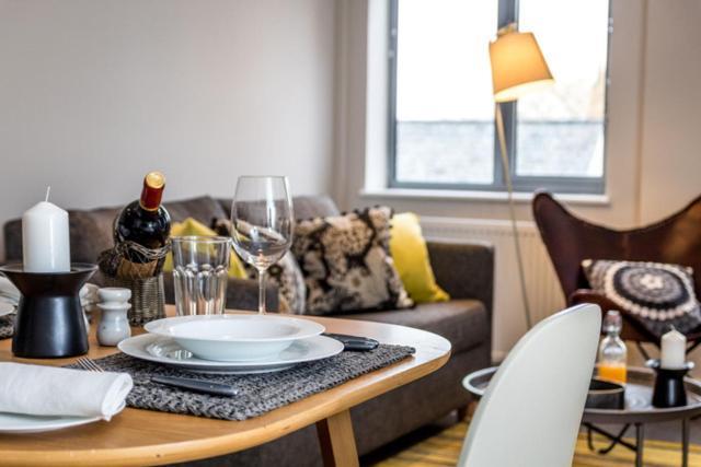 Geneva House Apartments By Elegance Living Peterborough Extérieur photo